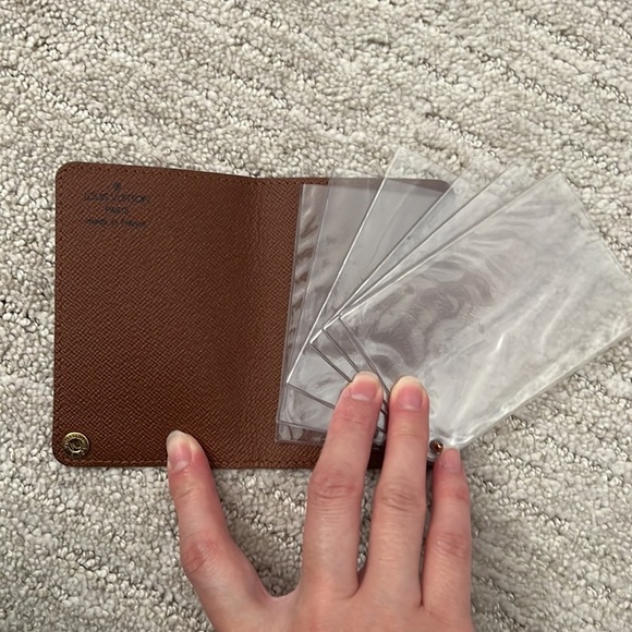 Authentic Louis Vuitton card photo holder wallet - Picture 3 of 5